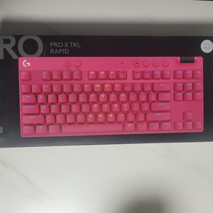 로지텍 PRO X TKL 래피드 키보드 새상품