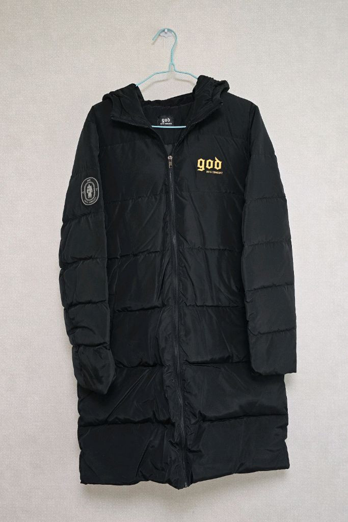 지오디 굿즈 팔찌+보조배터리+반다나+패딩--5