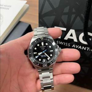 태그호이어 아쿠아레이서300 최신형 흑판 S급 42mm