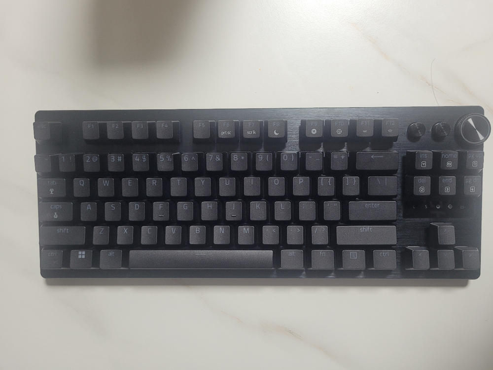 레이저 헌츠맨 v3 pro tkl 키보드 풀박스 판매--1