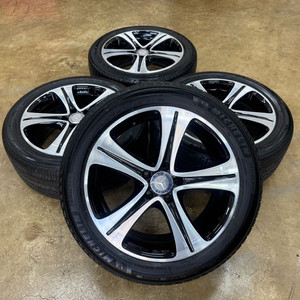 벤츠 E클래스 W213 18인치 정품휠타이어 팝니다