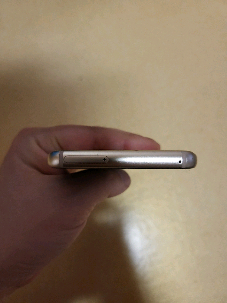 갤럭시A8 a530 골드 이미지