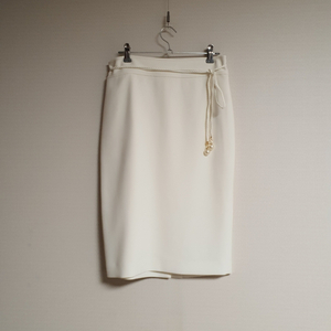 모조에스핀 아이보리 스커트 55 사이즈 정품