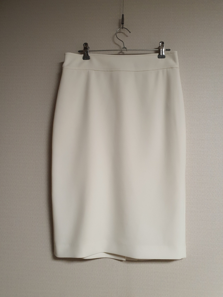 모조에스핀 아이보리 스커트 55 사이즈 정품--3