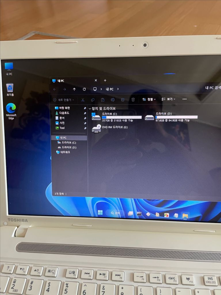 도시바 노트북 satellite C50-A 이미지