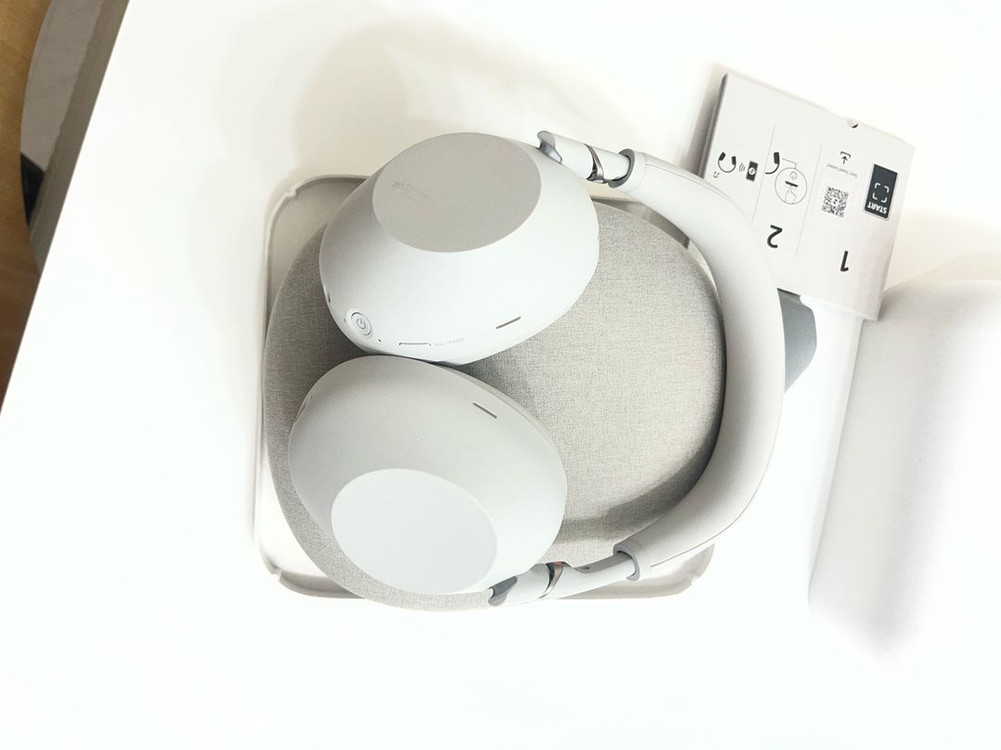 소니 WH-1000XM6--2