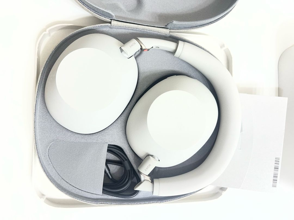 소니 WH-1000XM6--4