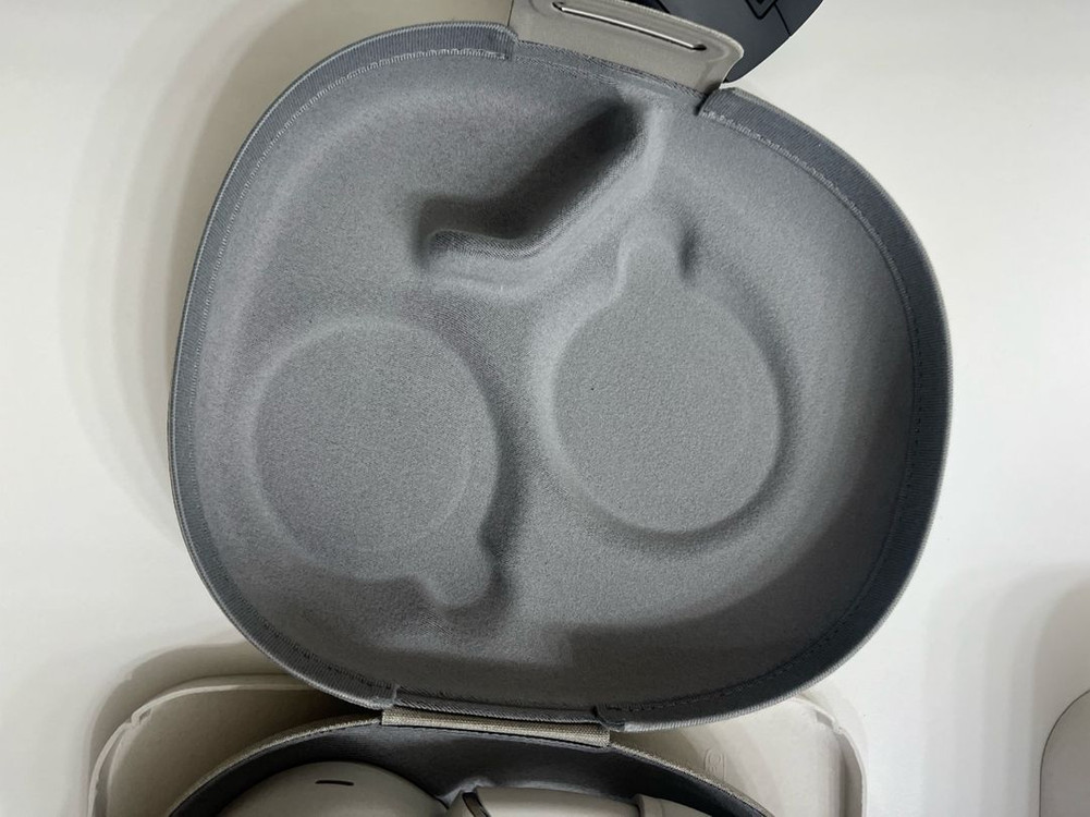 소니 WH-1000XM6--5