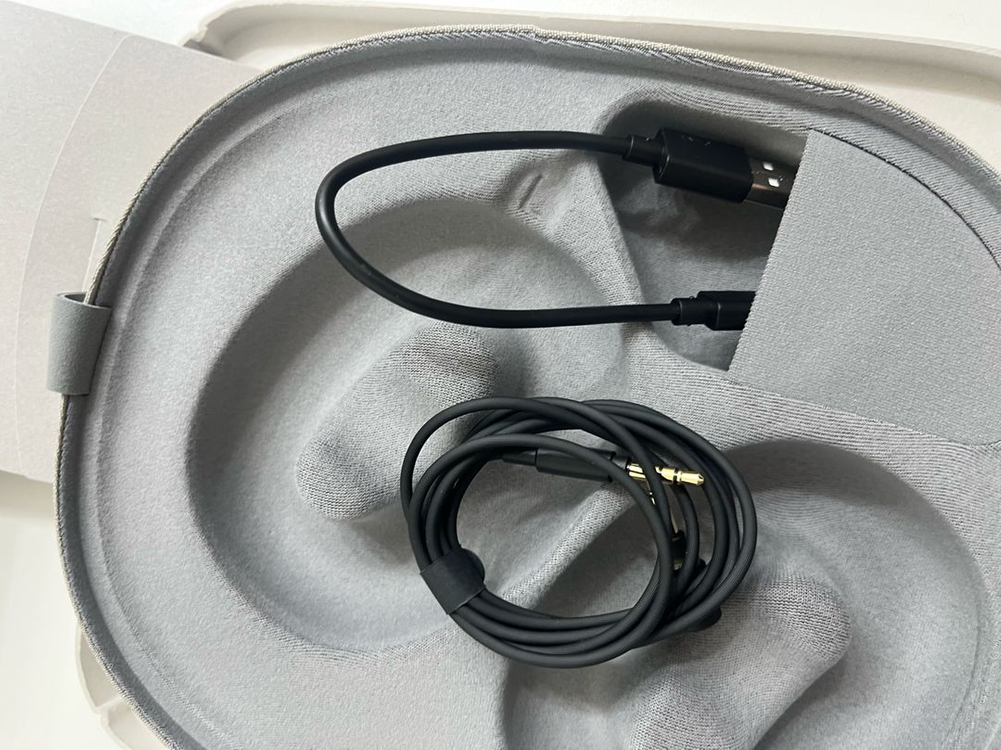 소니 WH-1000XM6--6