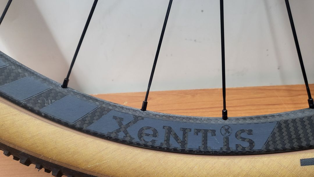 젠티스 스쿼드 2.5 29R 부스터 카본 휠셋--2