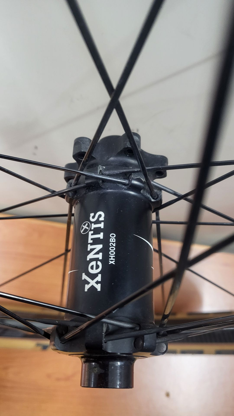 젠티스 스쿼드 2.5 29R 부스터 카본 휠셋--5