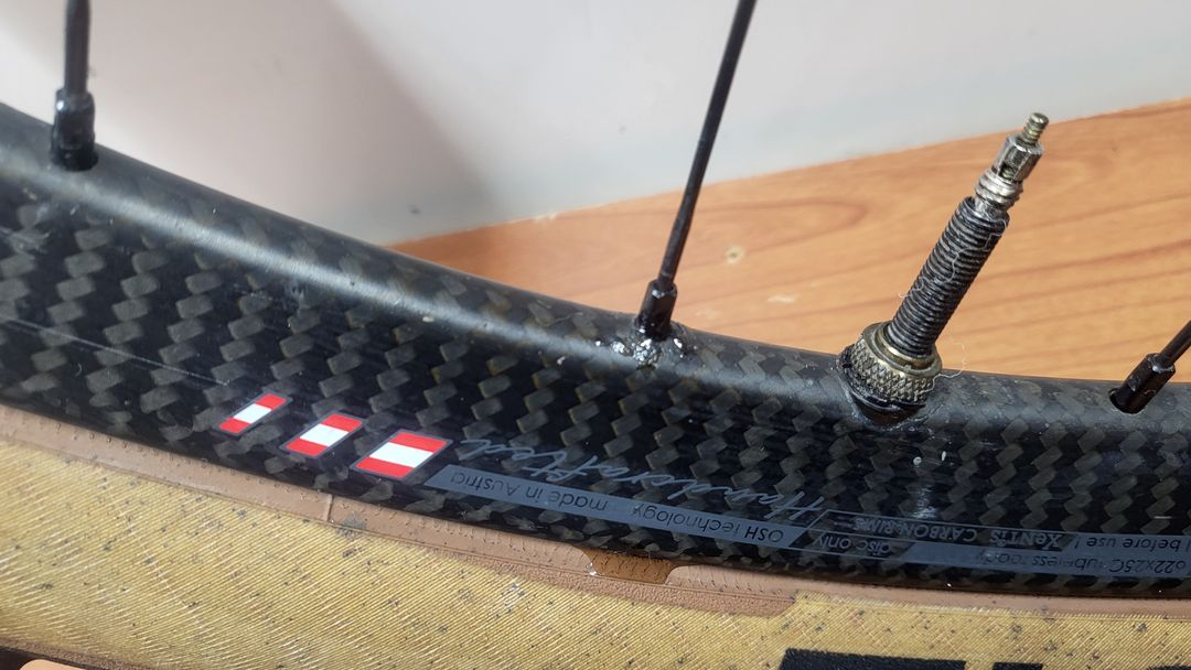 젠티스 스쿼드 2.5 29R 부스터 카본 휠셋--8