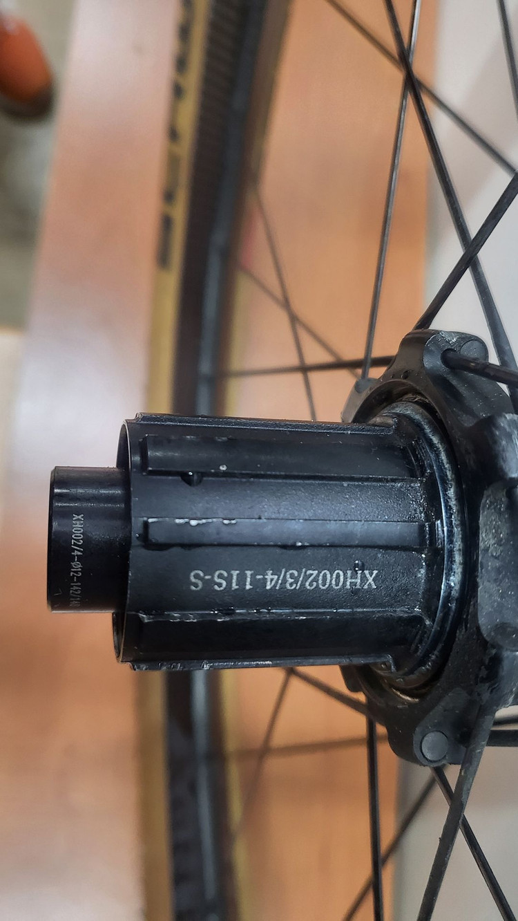 젠티스 스쿼드 2.5 29R 부스터 카본 휠셋--9