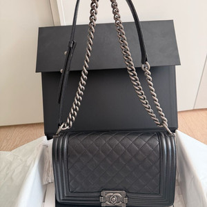 샤넬 보이백 미듐 블랙 캐비어 은장 풀세트