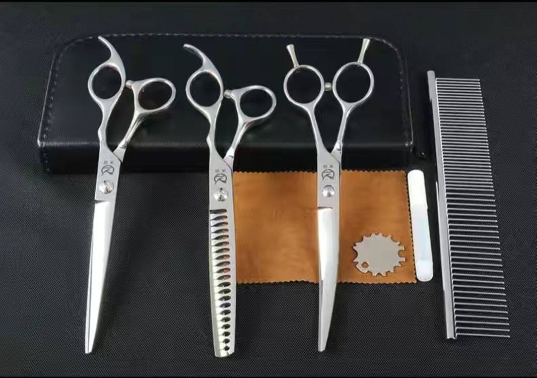 7인치 고급 애견 미용가위3p+구성품 풀세트(새상품)--1