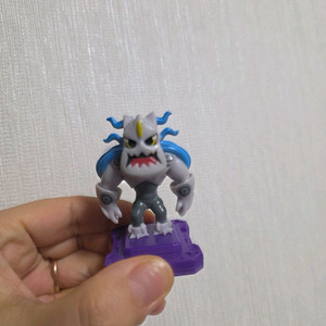 신비아파트 헤론 피규어