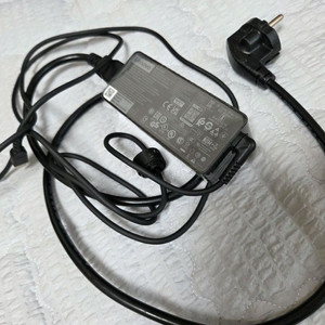 레노버 정품 65W 노트북 충전기 입니다