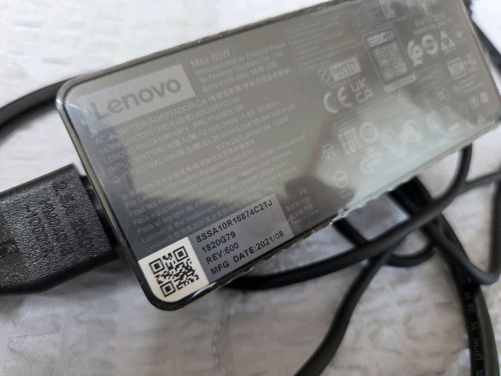 레노버 정품 65W 노트북 충전기 입니다--3