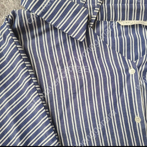 커먼유니크 오프숄더 셔츠/ 스프라이프 오프숄더 셔츠 (FREE) 정가 31,000원====>7,900원 이미지