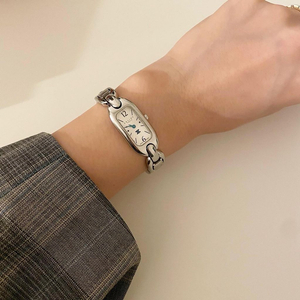 (구해요!!!)빈티지 셀린느 트리옹페 화이트 다이얼 메탈 시계