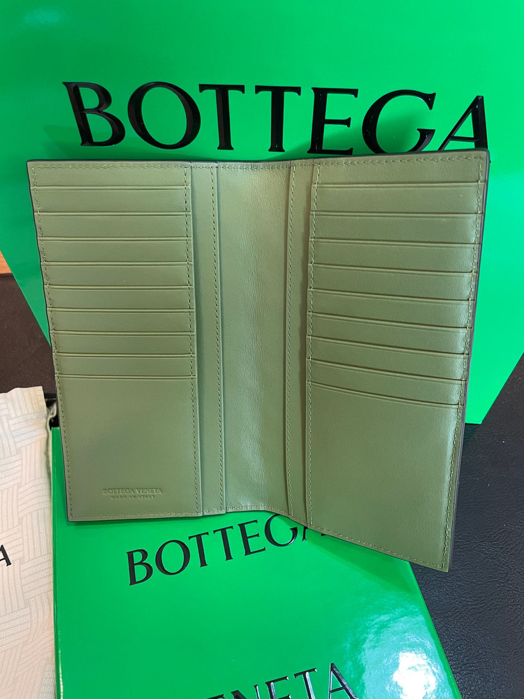 보테가 베네타 인트레치아토 투톤 장지갑--2