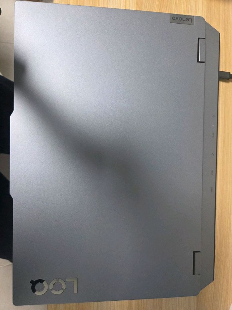 레노버 LOQ 15AHP10 RTX5060 게이밍 노트북 신품급 팝니다.--2