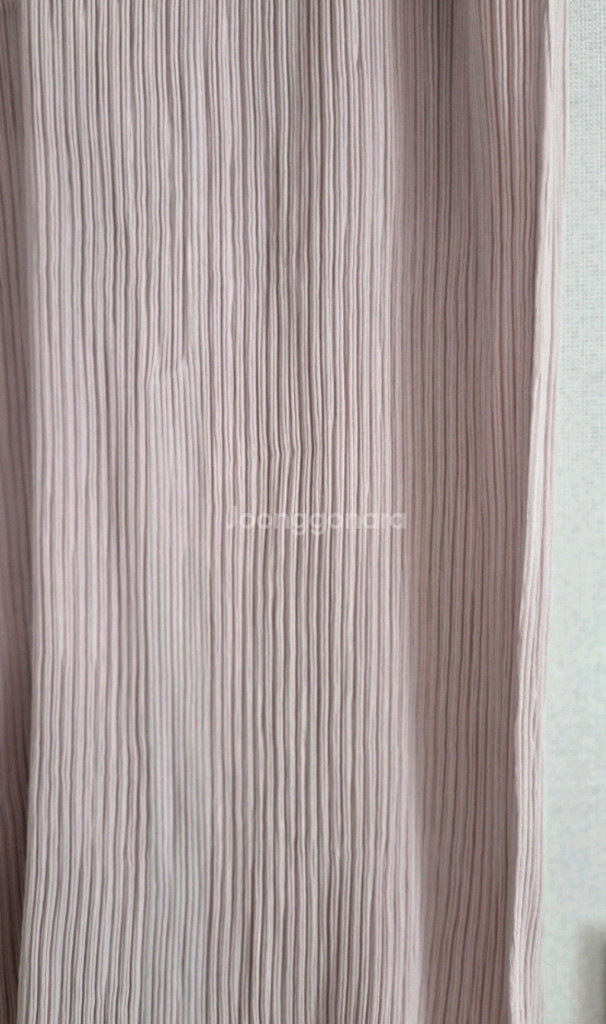 이세이미야케 플리츠플리즈 해칭스커트 라이트 핑크 2사이즈 새상품--2