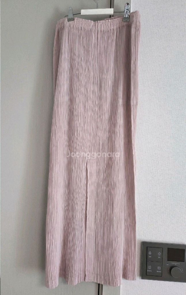 이세이미야케 플리츠플리즈 해칭스커트 라이트 핑크 2사이즈 새상품--3