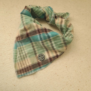 하이드앤울프 강아지 민트 체크 스카프 반다나 반려견옷 애견 패션용품 악세사리 이미지