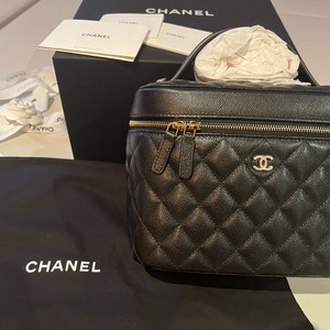 샤넬 코스메틱 베니티 케이스