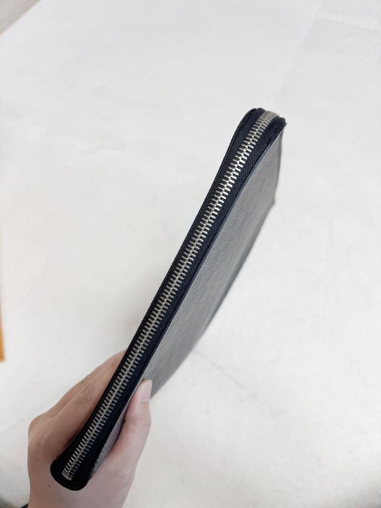 루이비통 포쉐트 주르 파우치 GM (클러치백)--5