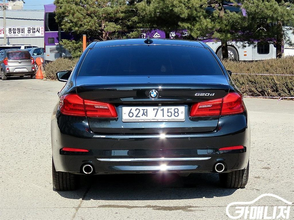 [BMW]5시리즈 (G30) 520d 럭셔리 스페셜 에디션 #2026년특가--3