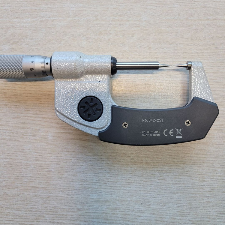 디지털 포인트 마이크로미터0-25/0.001 mitutoyo(미쓰도요)--2