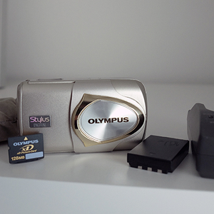 올림푸스 뮤 스타일러스 410 빈티지디카 팝니다