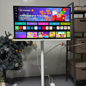 LG 32인치 4K 스마트TV