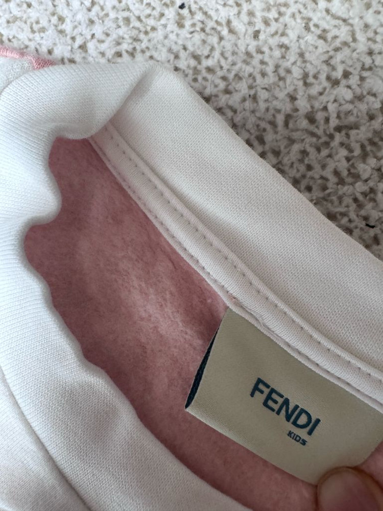 펜디키즈 상하의 셋업 트레이닝 10y (새상품)봉쁘앙버버리키즈샤리템플리미떼두두타오보보쇼즈몽클레어스톤msgm--2