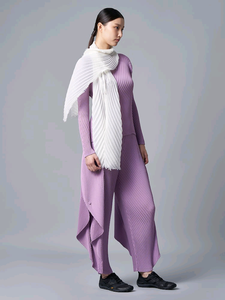 이청아님 착용)이세이미야케 웨이버링 코트, 플리츠플리즈 ~--6