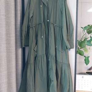 막스마라 위켄드 Tiered 여성 바람막이 자켓