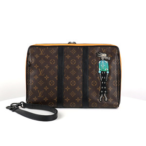 [중고명품다올] 루이비통 모노그램 키폴 파우치 클러치백 M80130