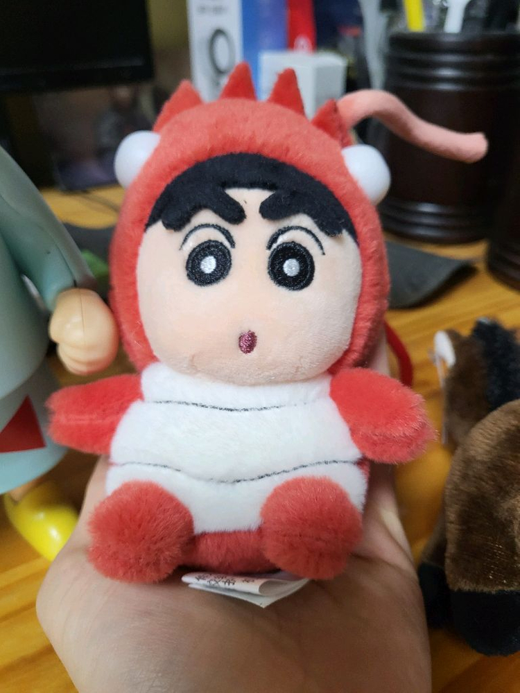 인형뽑기로 뽑은 짱구템 판매합니다. 이미지