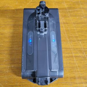다이슨 청소기 v10배터리 부품용 이미지