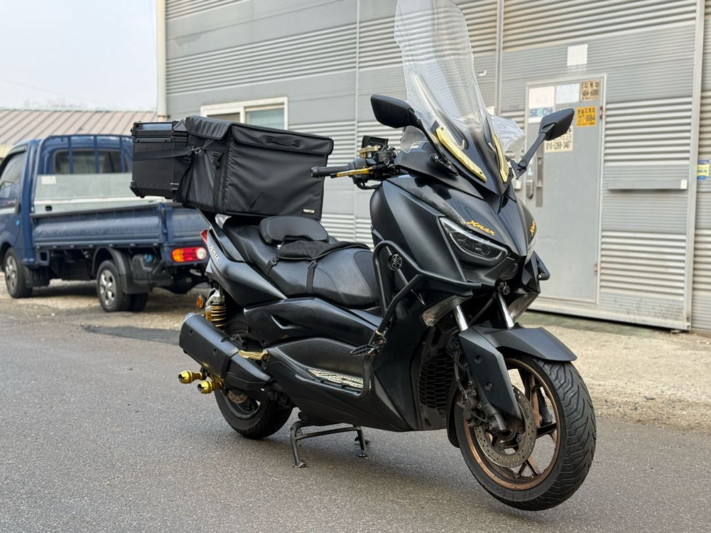 [야마하] xmax300 23년식 8만키로대 저렴하게 판매합니다--4