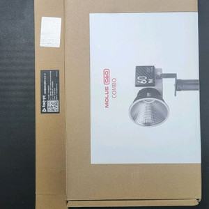 지윤텍 G60 콤보 조명