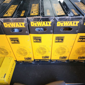 디월트 서큘레이터 18인치 팝니다 DXF1853