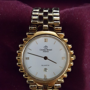 크리스찬버나드 여성 금장시계