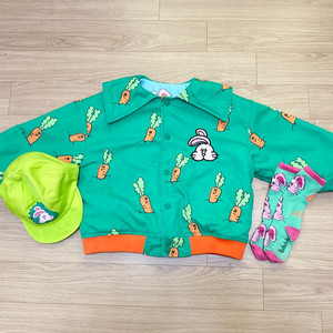 베베베베 토끼 리버시블 점퍼 + 니삭스 M사이즈 + 모자