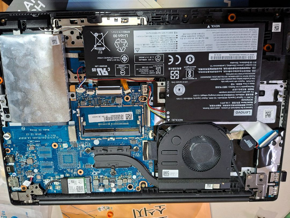 LENOVO S340-15IWL 노트북 부품용--8
