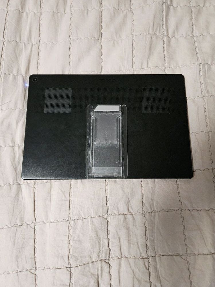 미니스포럼 v3 8840u 32g 2t 이미지