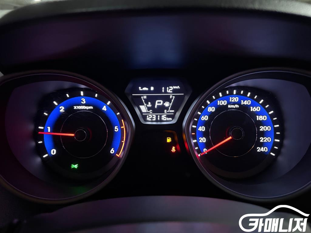 [현대]더 뉴 아반떼 1.6 VGT 스마트 기본형 (5인승) #2026년특가--8