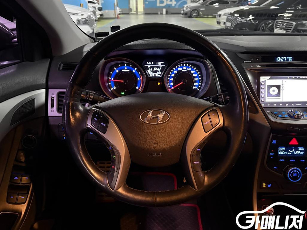 [현대]더 뉴 아반떼 1.6 VGT 스마트 기본형 (5인승) #2026년특가--7